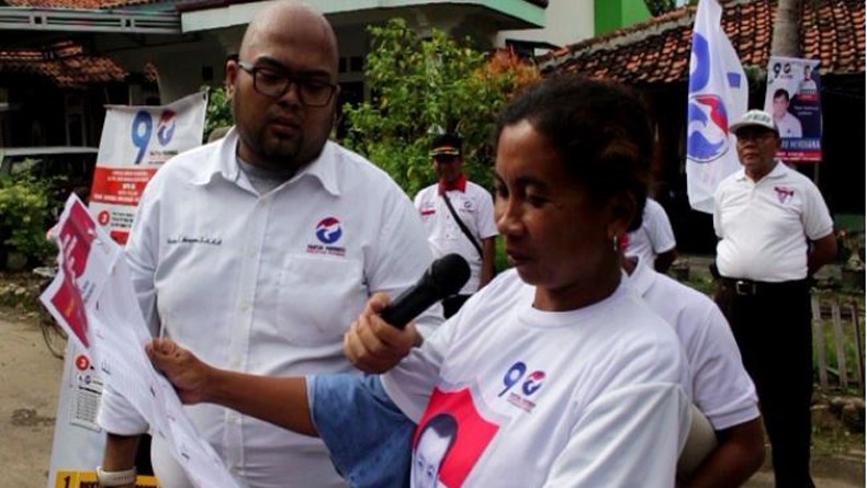 Edukasi Pemilu, Caleg Perindo Ricky Margono Gelar Simulasi pencoblosan