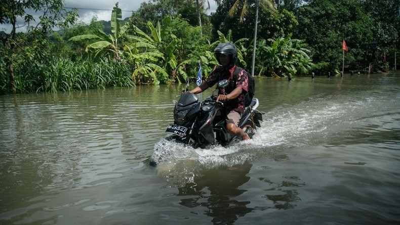 15 Sekolah Terendam Banjir di DIY, Persiapan UNBK Kacau