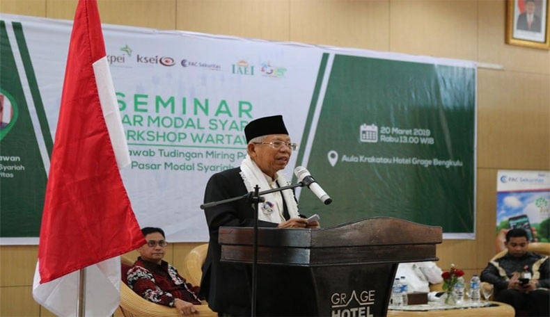 title Sikapi Survei Media Cetak Nasional, Ma'ruf Amin: Ambil Tengahnya Saja Sikapi Survei Media Cetak Nasional, Ma'ruf Amin: Ambil Tengahnya Saja