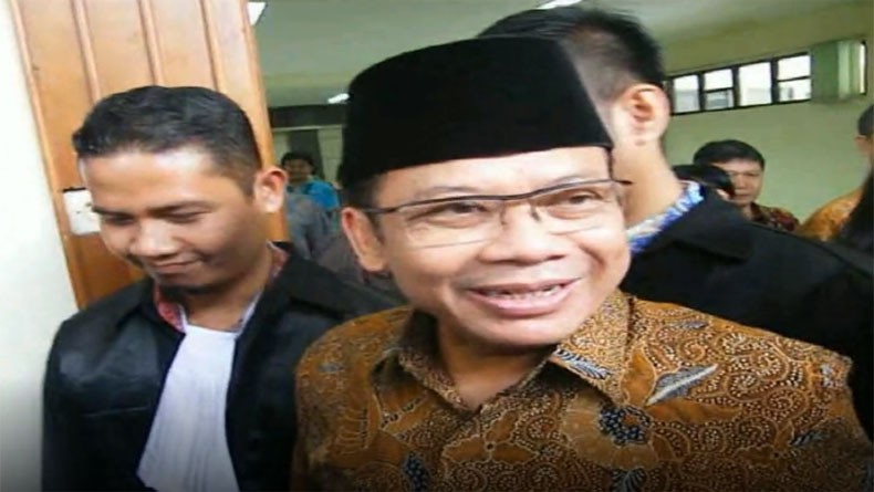 Taufik Kurniawan Didakwa Terima Suap DAK Rp4,8 Miliar dari 2 Bupati