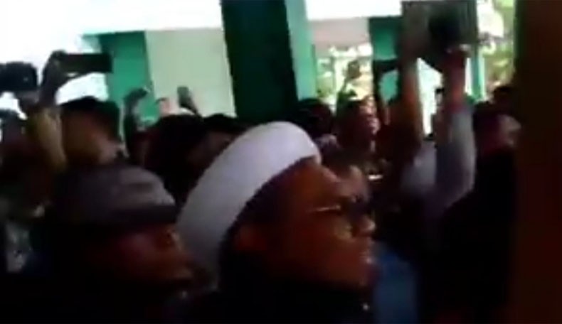 title Beri Kuliah Kebangsaan, Ngabalin Diusir Mahasiswa UIN Sumut Beri Kuliah Kebangsaan, Ngabalin Diusir Mahasiswa UIN Sumut