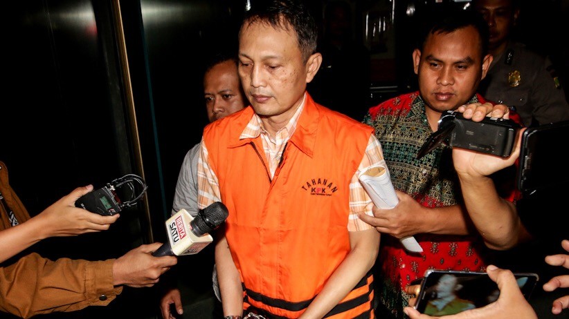 Diduga Korupsi Pengadaan Barang, Direktur Krakatau Steel Ditahan KPK - Bagian 2