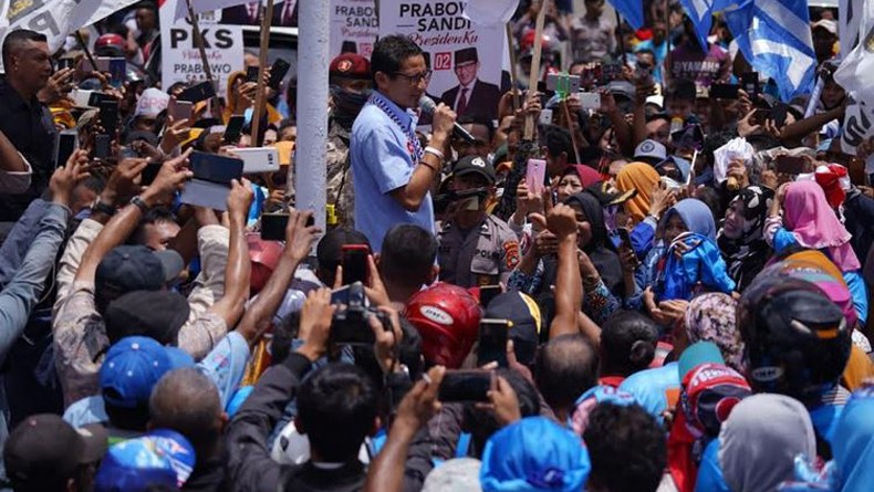 Kampanye di Manokwari, Sandi: Mau Tiket-Listrik Murah, Pilih Nomor 2