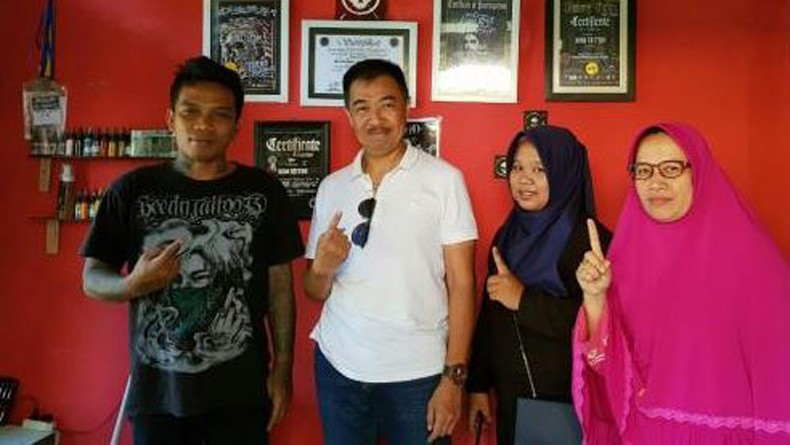 Caleg Perindo Malang Raya Door to Door 3 Lokasi Sekaligus Dalam Sehari