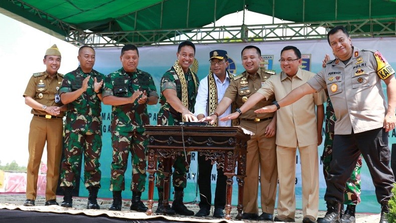 Resmi Komersial, Lanudad Gatot Soebroto Layani Rute