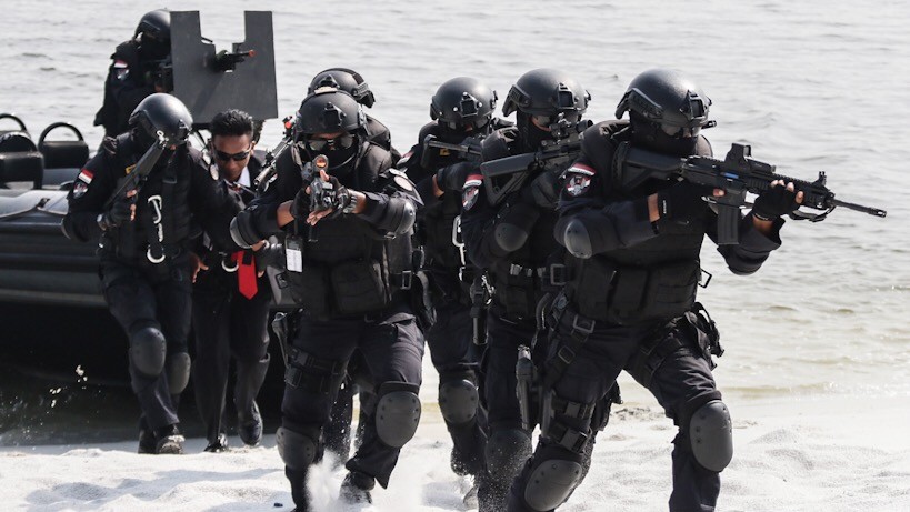 Aksi Satgultor TNI Berantas Terorisme di Wilayah Jakarta - Bagian 1