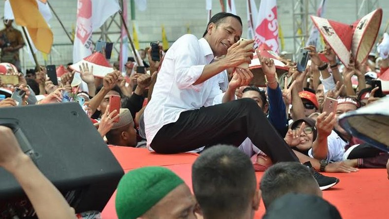 Jokowi: Demokrasi Pesta Kegembiraan, Jangan Ada yang Menakut-nakuti