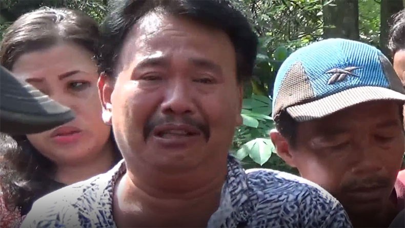 title Keluarga Budi Hartanto Korban Mutilasi Minta 2 Pelaku Dihukum Berat Keluarga Budi Hartanto Korban Mutilasi Minta 2 Pelaku Dihukum Berat