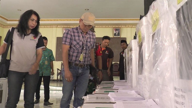 Bawaslu Jateng Temukan Politik Uang di Temanggung, 18 Amplop Diamankan