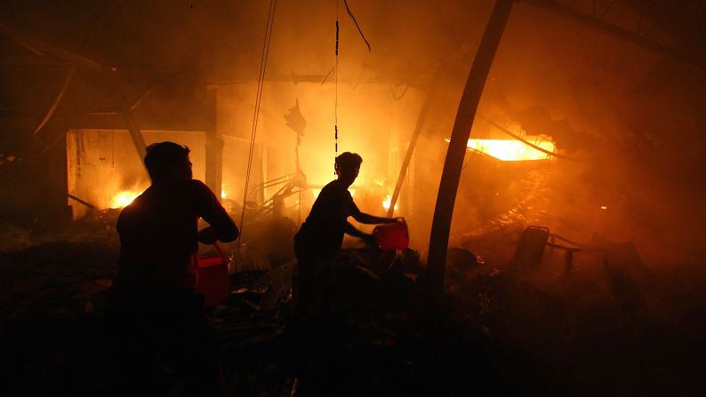 Kebakaran Ratusan Kios di Pasar Lawang, Kerugian Ditaksir Rp9 Miliar