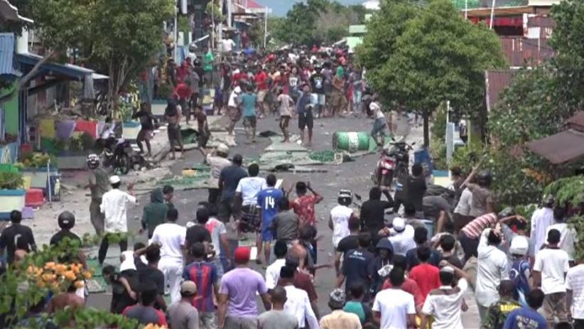 Gara-Gara Pernyataan Caleg, 2 Kelompok Warga di Tidore Saling Serang