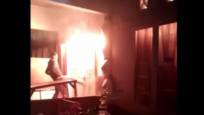 Gudang Logistik Kotak Suara di KPU Pesisir Selatan Sumbar Terbakar