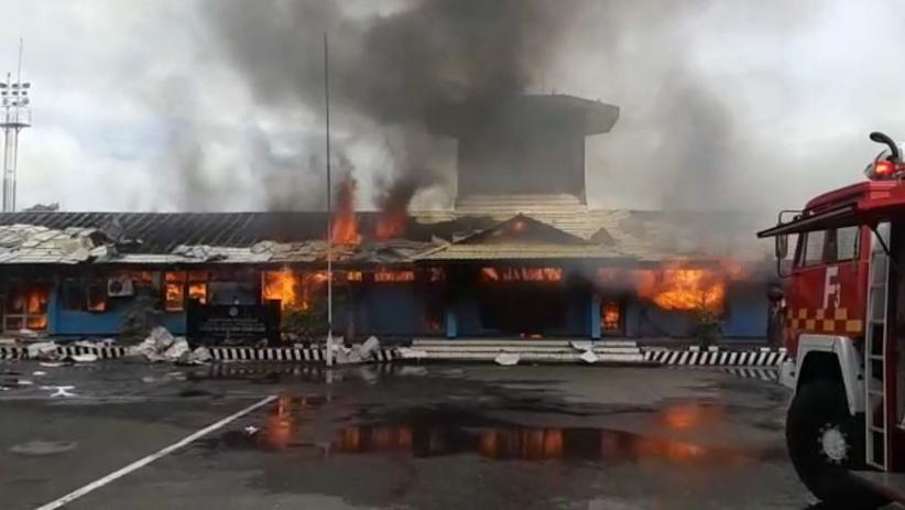 Kebakaran Kantor Kemenhub Bandara Nabire, Api Belum Dapat Dikuasai
