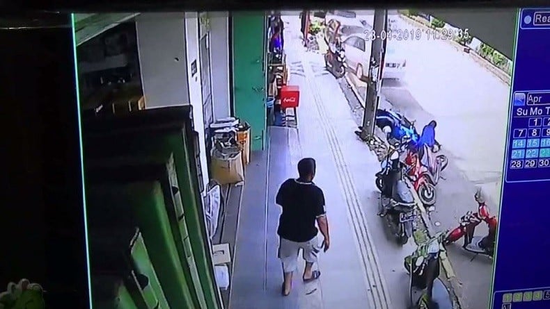 Baleno Tabrak 4 Kendaraan yang Parkir di Cilegon, 3 Korban Luka-luka