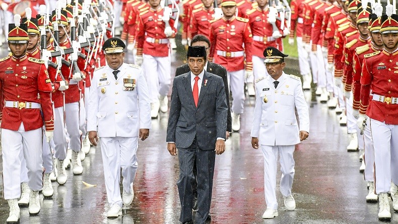 Presiden Jokowi Lantik Gubernur dan Wagub Maluku di Istana Negara