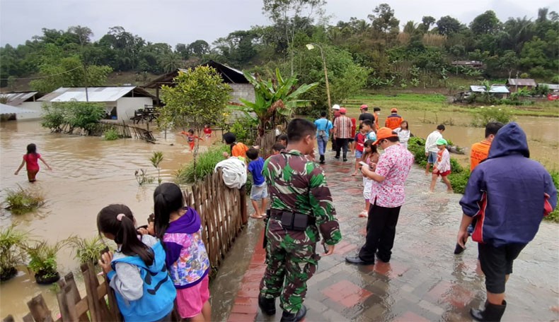 title Banjir dan Longsor Terjang Papakelan Tondano Timur akibat Hujan Deras Banjir dan Longsor Terjang Papakelan Tondano Timur akibat Hujan Deras