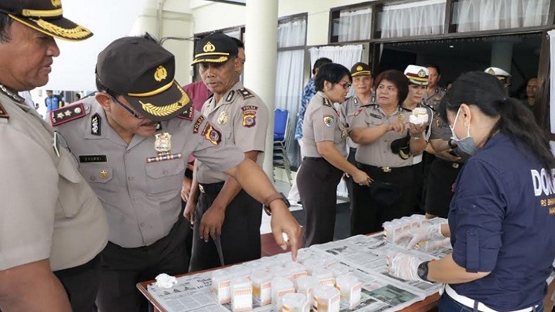 Cegah Peredaran Narkoba, 278 Pamen Polda Sulut Dites Urine