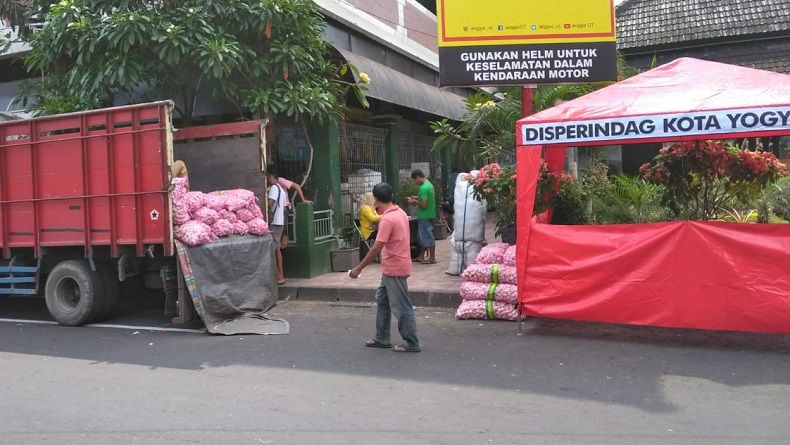 title Harga Bawang Putih Melonjak, Pemprov DIY Gelar Operasi Pasar Harga Bawang Putih Melonjak, Pemprov DIY Gelar Operasi Pasar