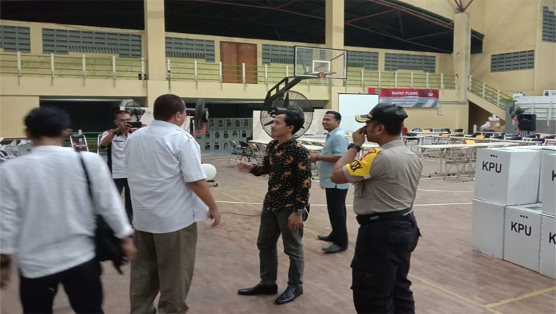 Rekapitulasi Suara DPR di Bekasi Ricuh, Saksi PDIP Pilih WO