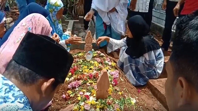 title Petugas KPPS Meninggal di Bandung Bertambah Jadi 2 Orang, Ini Identitasnya Petugas KPPS Meninggal di Bandung Bertambah Jadi 2 Orang, Ini Identitasnya