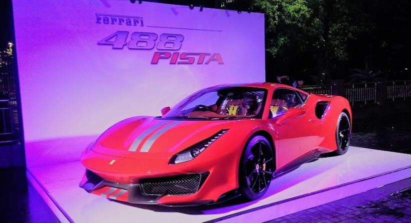 Ferrari 488 Pista Mengaspal Di Indonesia, Harga Masih Dirahasiakan