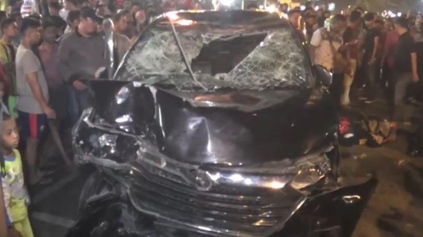 Tabrak Warga hingga Meninggal, Pengemudi Avanza di Medan Tewas Diamuk Massa