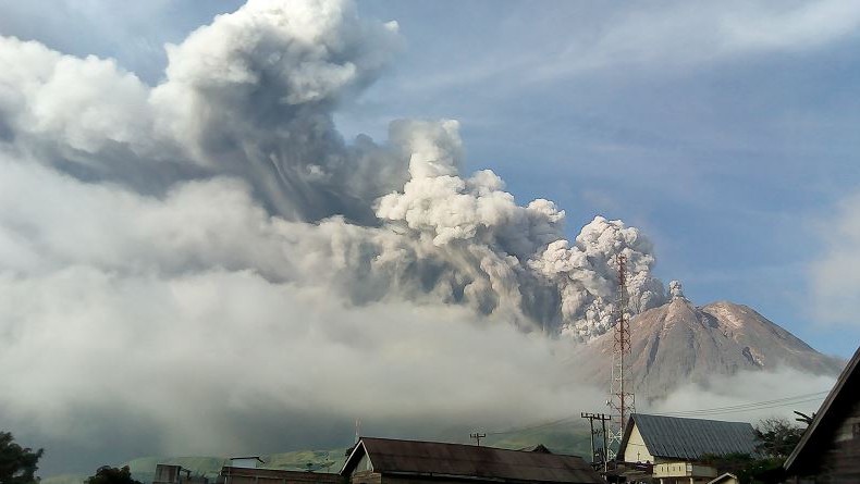 PVMBG: Status Gunung Sinabung Turun ke Level III Siaga