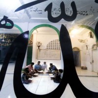 title Tata Cara I'tikaf yang Benar untuk Dapat Malam Lailatul Qadar Tata Cara I'tikaf yang Benar untuk Dapat Malam Lailatul Qadar