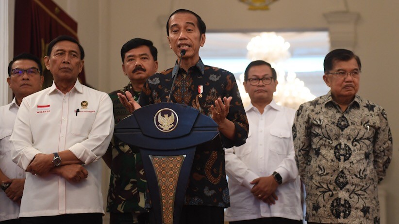 Presiden Jokowi Tak Akan Beri Ruang bagi Perusuh yang Merusak Negara - Bagian 2