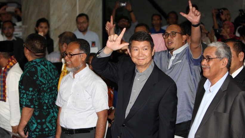 Tim Hukum BPN 02 Ajukan Gugatan Hasil Pilpres 2019 ke MK - Bagian 3