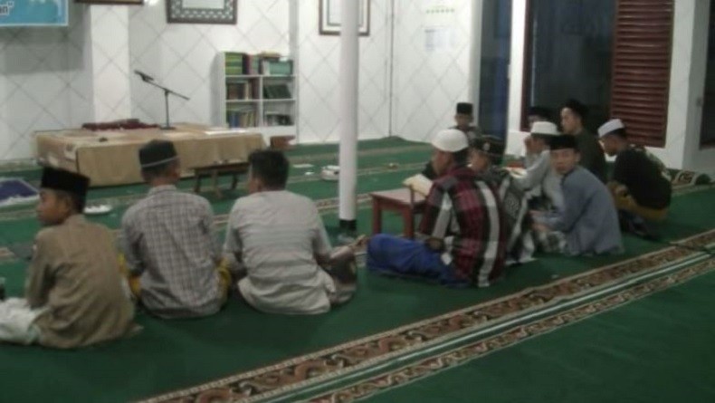 Densus 88 Amankan Pimpinan Ponpes Attaqwa Cianjur Terkait Aksi Ricuh 22 Mei