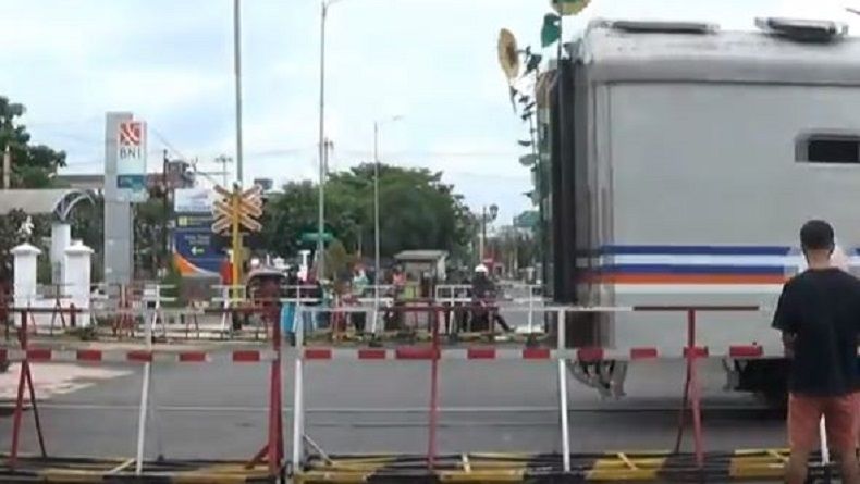 title Waspada, 294 Perlintasan Kereta di Yogyakarta Rawan Kecelakaan Waspada, 294 Perlintasan Kereta di Yogyakarta Rawan Kecelakaan