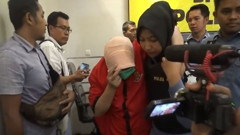 2 Penyebar Hoaks Presiden Jokowi Ditangkap, 1 Pelaku Perempuan Guru Honorer