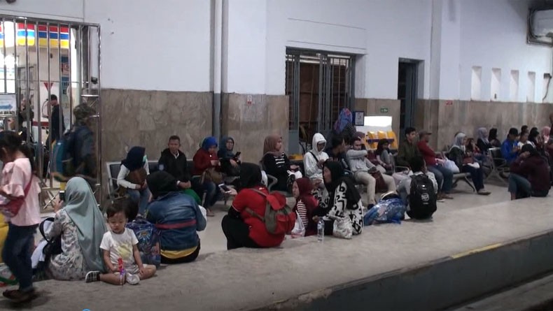 Jalur Selatan Lumpuh akibat KA Lodaya Anjlok di Nagreg Bandung 