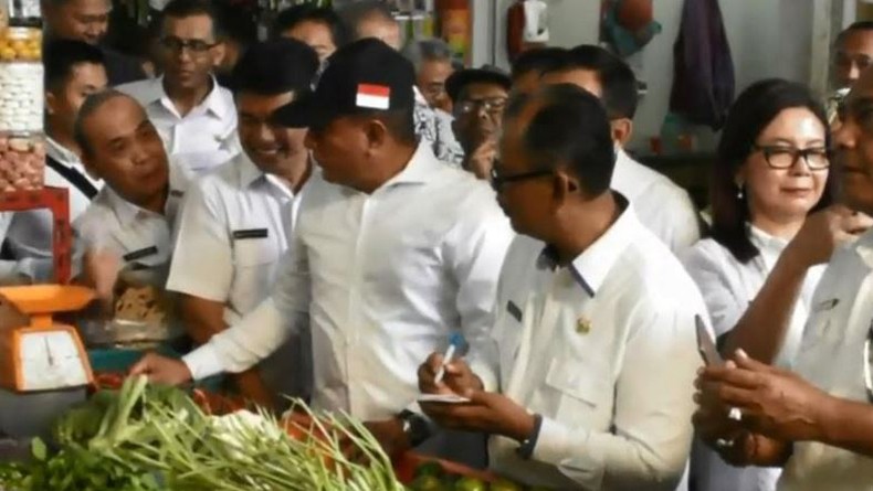 Sidak Pasar Jelang Lebaran, Gubernur Sumut: Harga dan Stok Bahan Pokok Aman