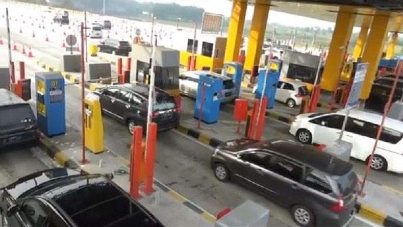 H-1 Lebaran, Gerbang Tol Cikarang Utama Ramai Lancar