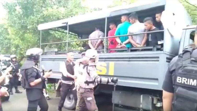81 Pelaku Bentrok dan Pembakaran Puluhan Rumah Warga Gunung Jaya Buton Ditangkap