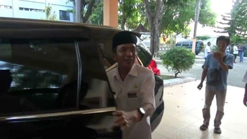 Bupati Bojonegoro Ajak Suami dan Sekpri ke Inggris Pakai APBD Hampir Rp1 Miliar