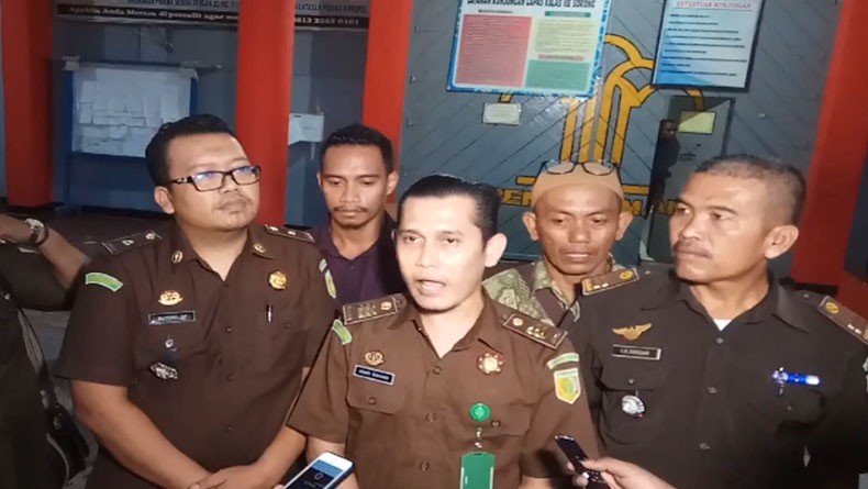 Kejari Eksekusi Oknum Anggota DPRD Sorong Terpidana Kasus 9.000 Butir Pil PCC