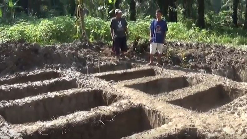 Keluarga Siapkan 12 Liang Lahat Korban Kebakaran Pabrik Korek Api Gas