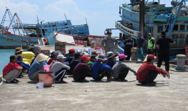 Penyidik KKP Terima 1 Kapal Ilegal Asal Vietnam yang Ditangkap Bakamla di Kepri