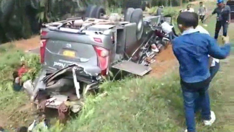 Bus Berpenumpang Puluhan Orang Terbalik di Kebun Sawit Lamandau Kalteng, 3 Tewas
