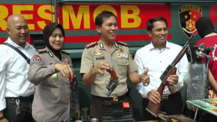Polisi Bongkar Pabrik Senpi Rakitan di Metro Lampung, Dijual Rp8 Juta Per Pucuk