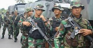 title Warga Puncak Jaya Papua Rampas Senjata Organik Milik Satgas TNI AD Warga Puncak Jaya Papua Rampas Senjata Organik Milik Satgas TNI AD