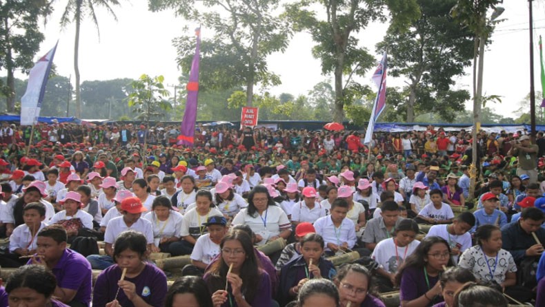 11.100 Anak Pecahkan Rekor Muri Bermain Musik Bambu di Piara GBKP Deliserdang