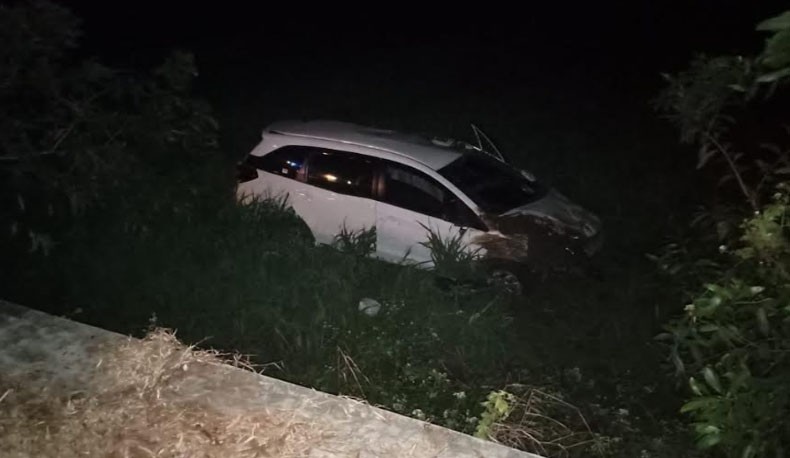 title 2 Kecelakaan Terjadi di Jalan Daendels Kulonprogo, 2 Orang Luka-Luka 2 Kecelakaan Terjadi di Jalan Daendels Kulonprogo, 2 Orang Luka-Luka