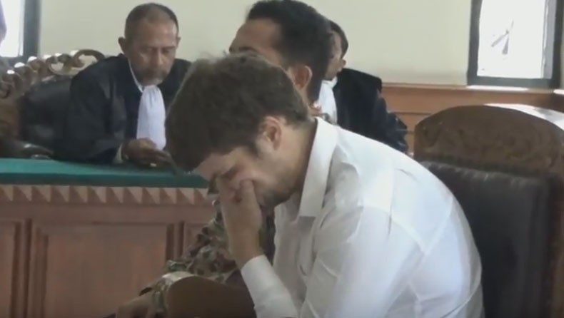 Bule Rusia Penyelundup Orangutan di Denpasar Divonis 12 Bulan Penjara