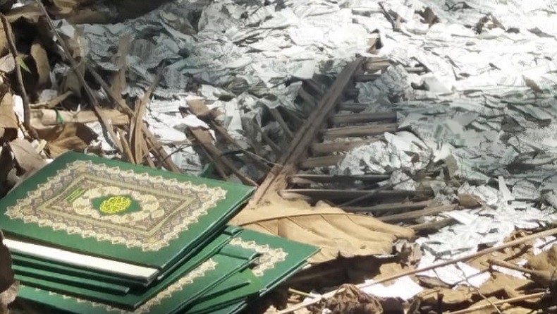 Warga Demangrejo Kulonprogo Geger Temukan 8 Alquran Terpotong-potong di Kebun
