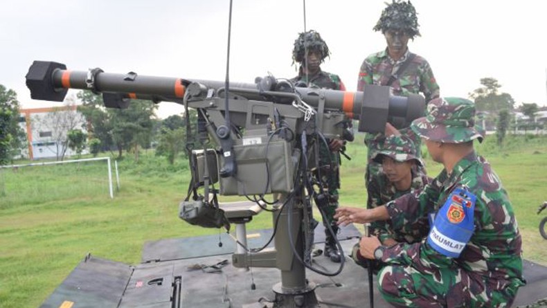Begini Prajurit Yonarhanud 1 Kostrad Operasikan Rudal Mistral