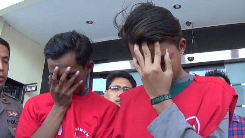 title Mabuk, 3 Pemuda Ini Setubuhi Gadis di Bawah Umur secara Bergilir Mabuk, 3 Pemuda Ini Setubuhi Gadis di Bawah Umur secara Bergilir